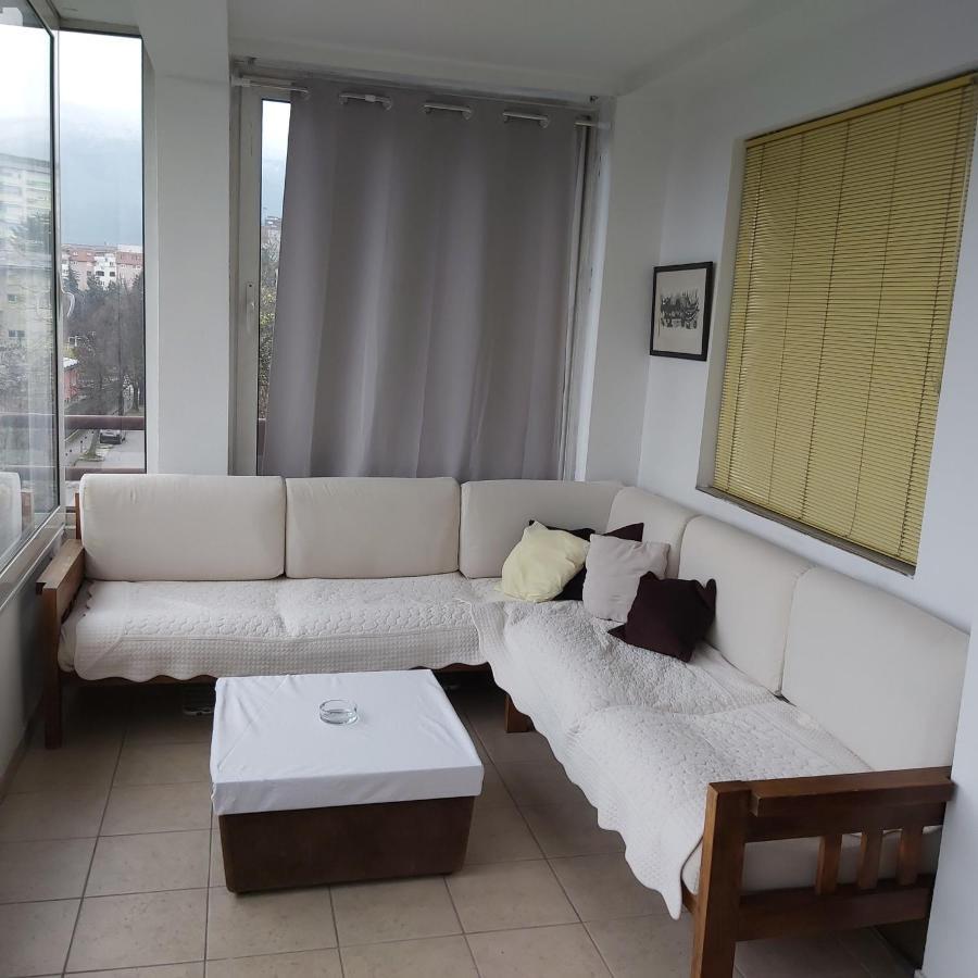 Petar'S Apartment Skopje Ngoại thất bức ảnh