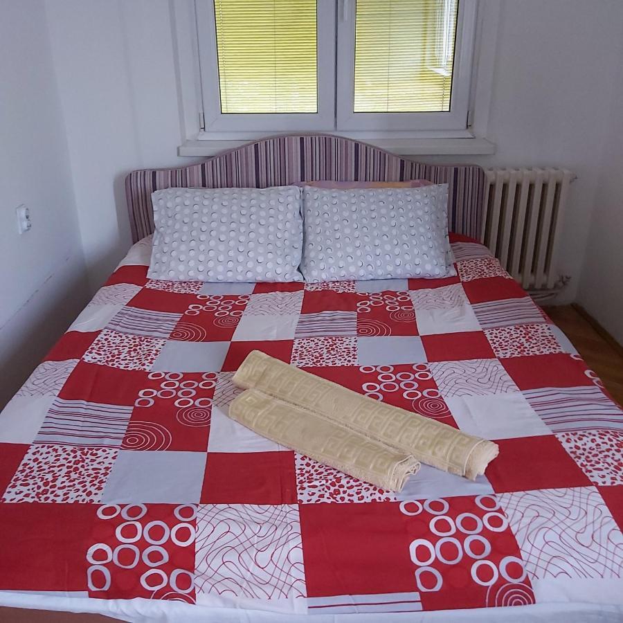 Petar'S Apartment Skopje Ngoại thất bức ảnh